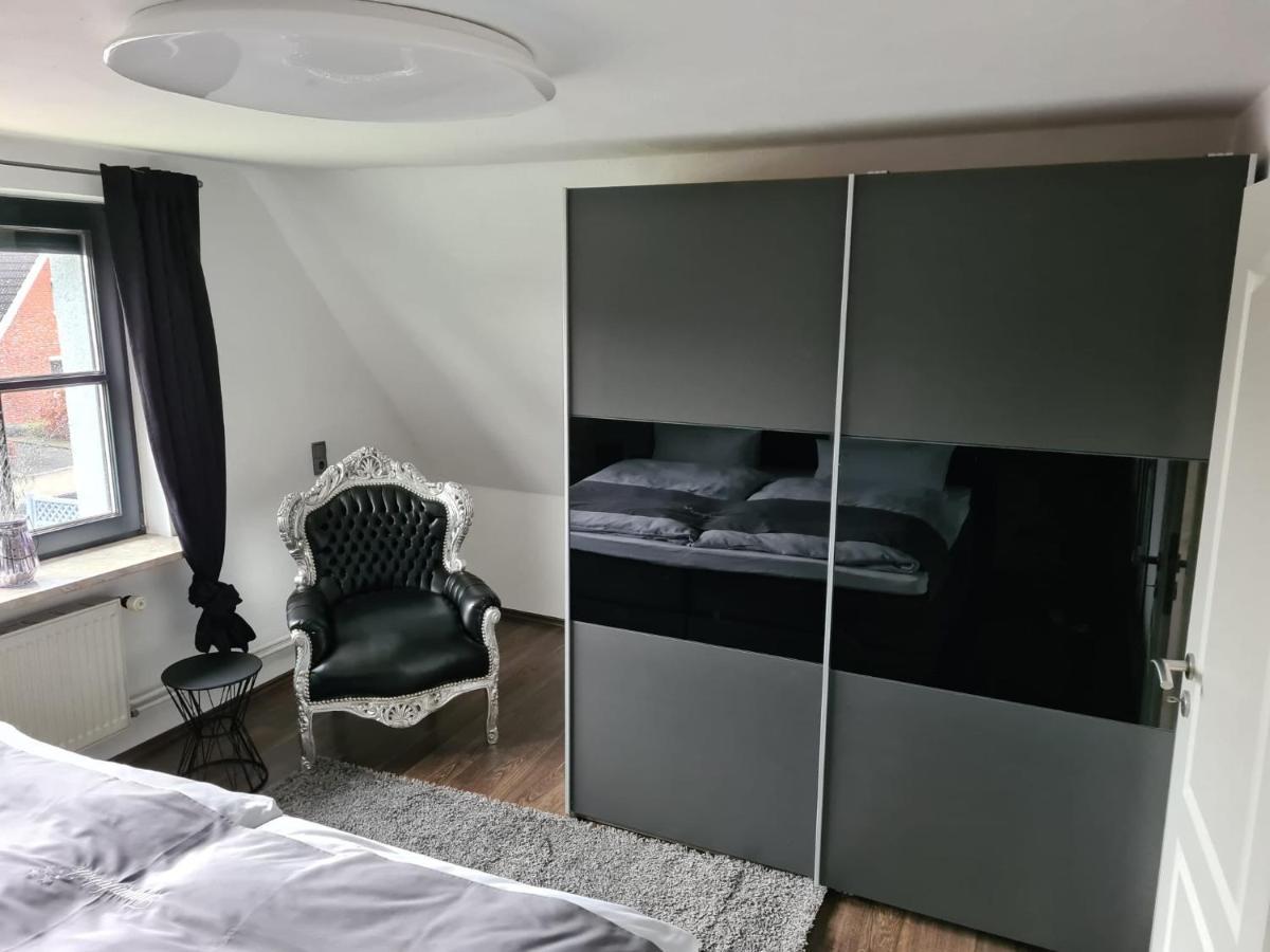 Exklusive Ferienwohnung Nahe Der Nordsee Wesselburen Exterior photo